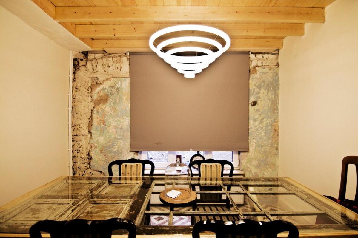 Historical Triplex Building Tatil Evi